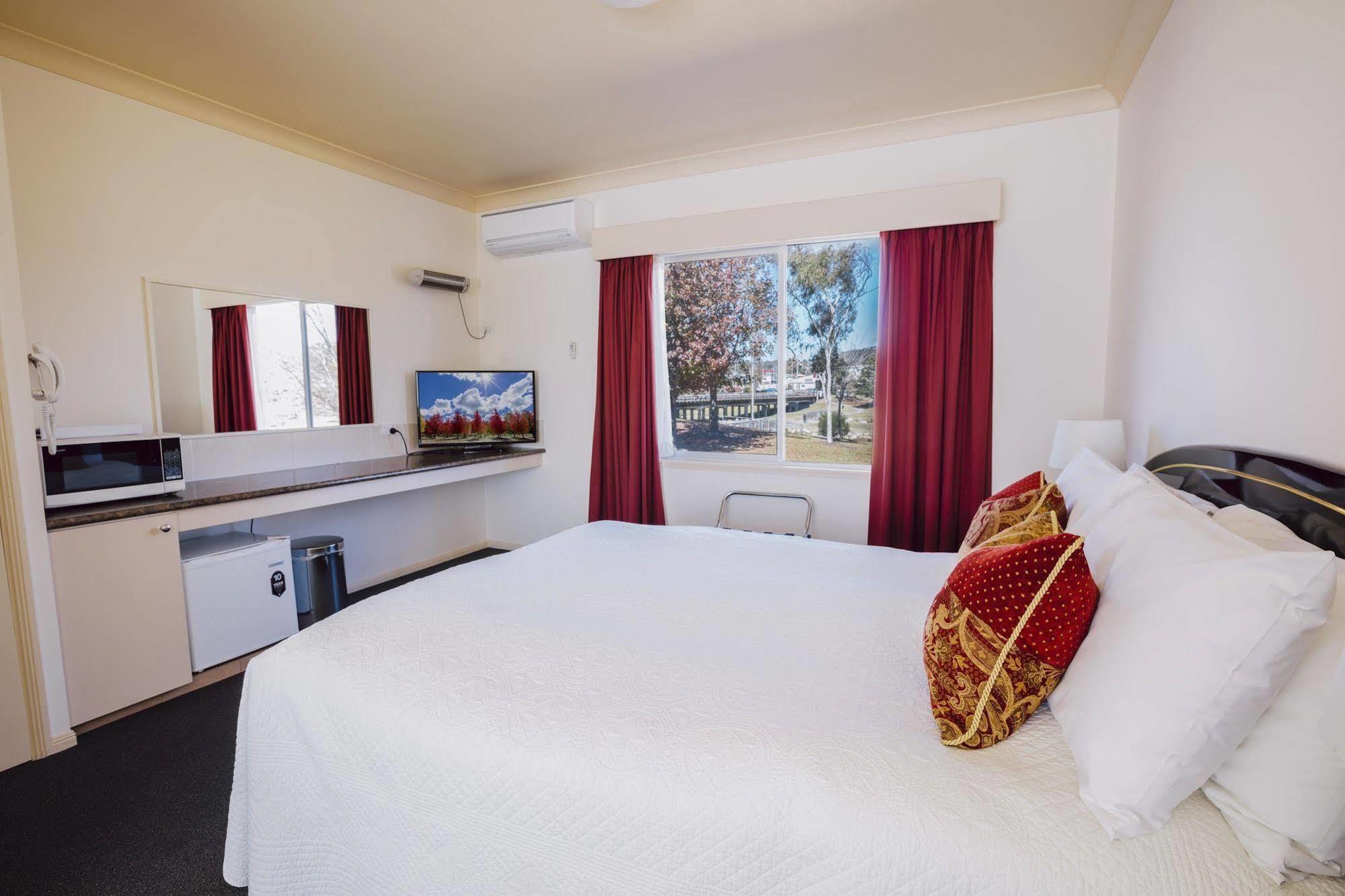 Boulevard Motel Stanthorpe Bagian luar foto